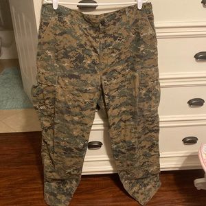 Men’s costume camo army pants